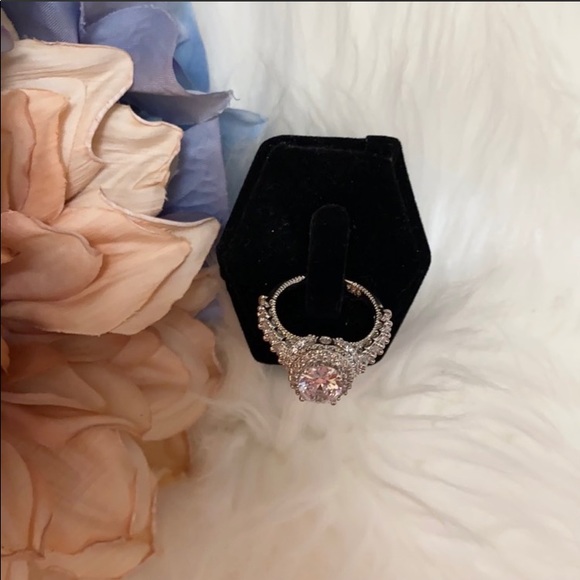 Halo Ring With Gorgeous Engagement Setting CZ Stones 925 NEW! - Picture 2 of 6